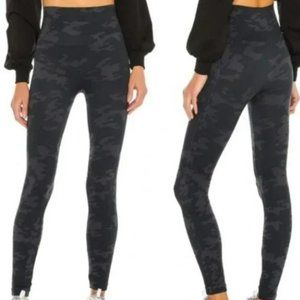 SPANX Look At Me Now Seamless Leggings in Camo Plus Size 1X
